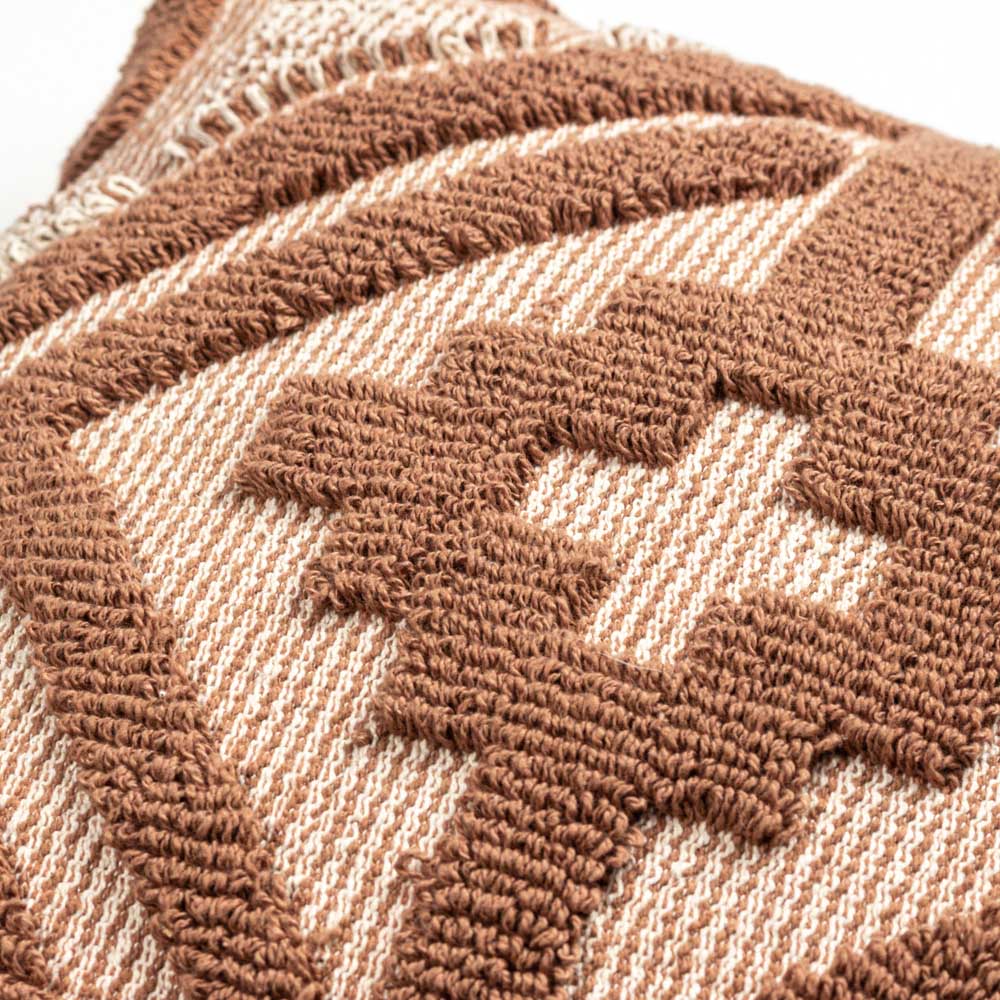 furn. Kalai Geometric Tufted Cinnamon Cushion Image 4