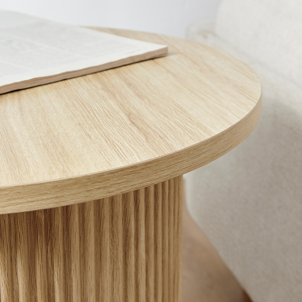 Furniturebox Penfold Oak Effect Round Wood Pedestal Side Table Image 2