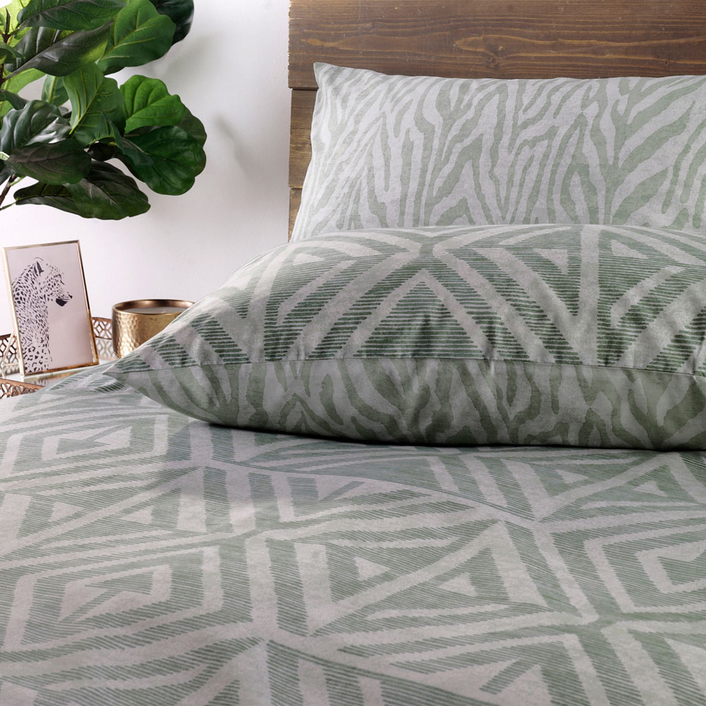furn. Tanza Super King Desert Sage Duvet Set Image 2