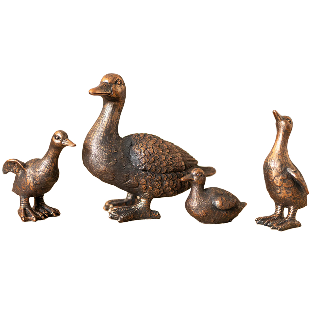 Marco Paul Mum and 3 Baby Ducks Garden Ornament Image 1