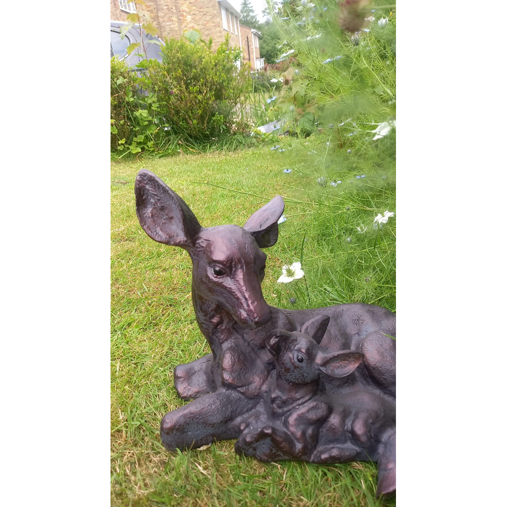 Inspirational Gifting Doe and Baby Fawn Cast Aluminium Garden Ornament Set Image 4
