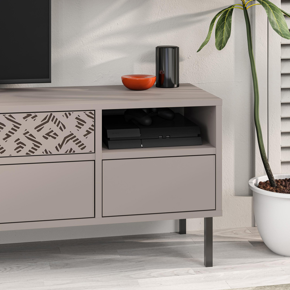 Decortie Heaton 3 Drawer Single Shelf Light Mocha TV Stand Image 4