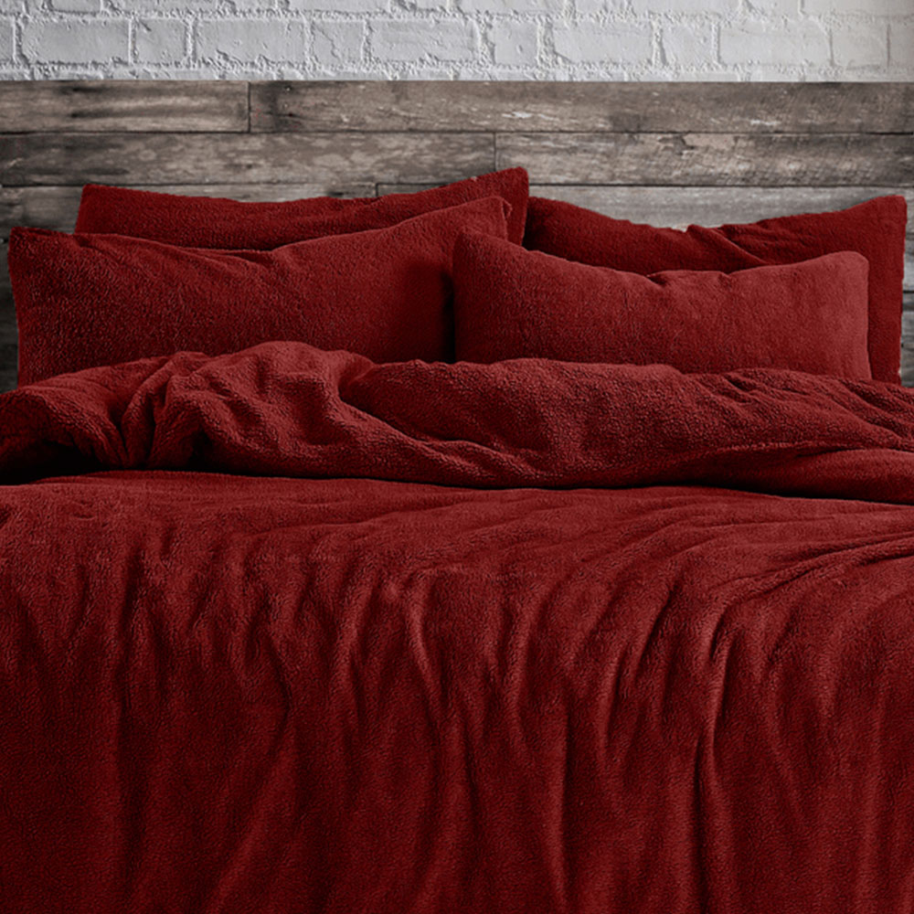 Velosso Single Rubby Red Teddy Fleece Duvet Set Image 2
