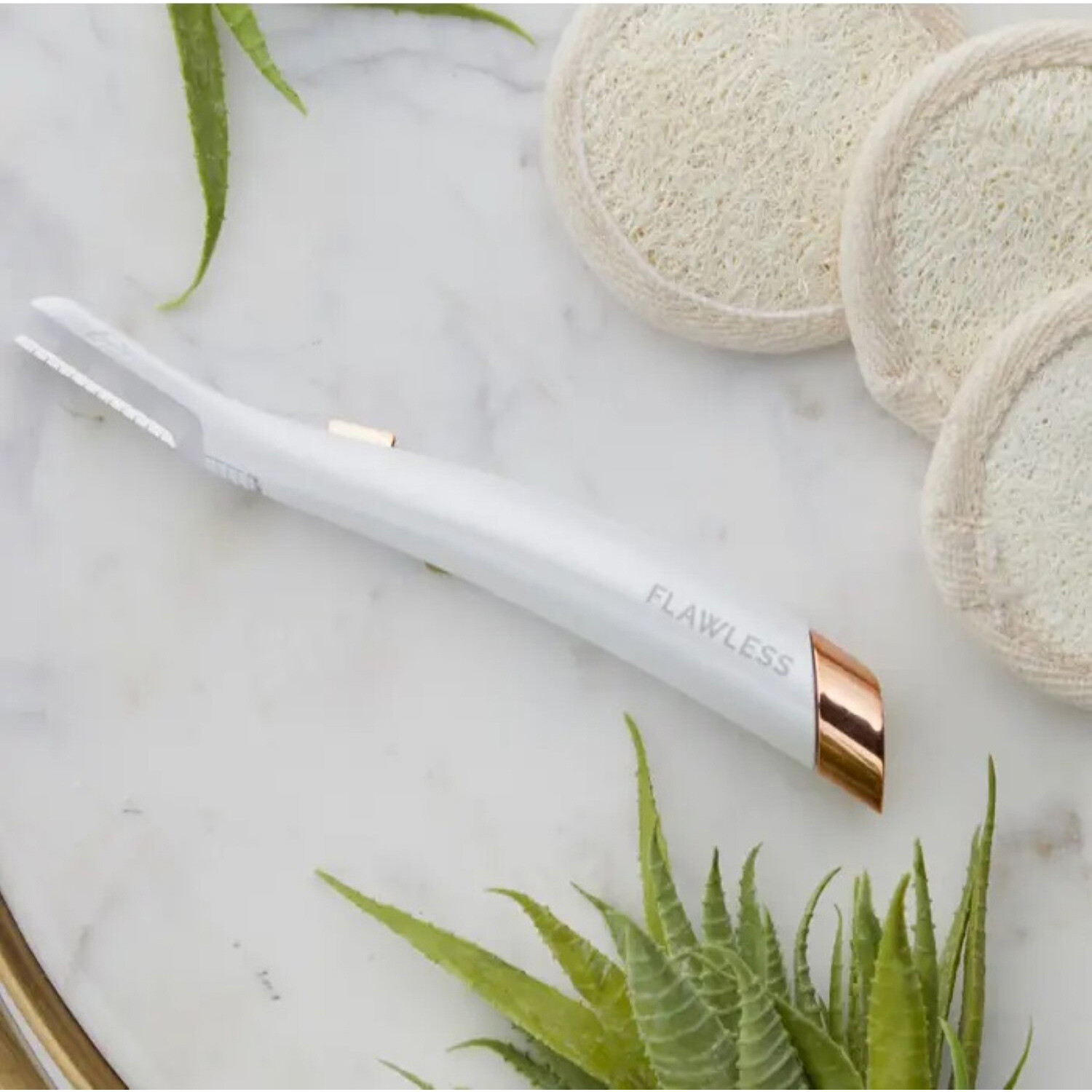 Flawless Dermaplane Glow Image 4
