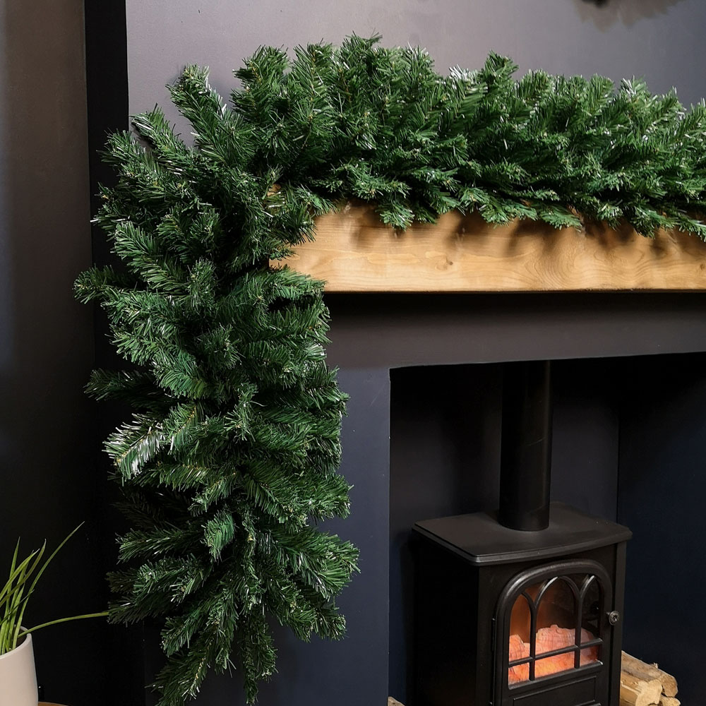 Premier Plain Green Extra Bushy Christmas Garland 270cm Image 6