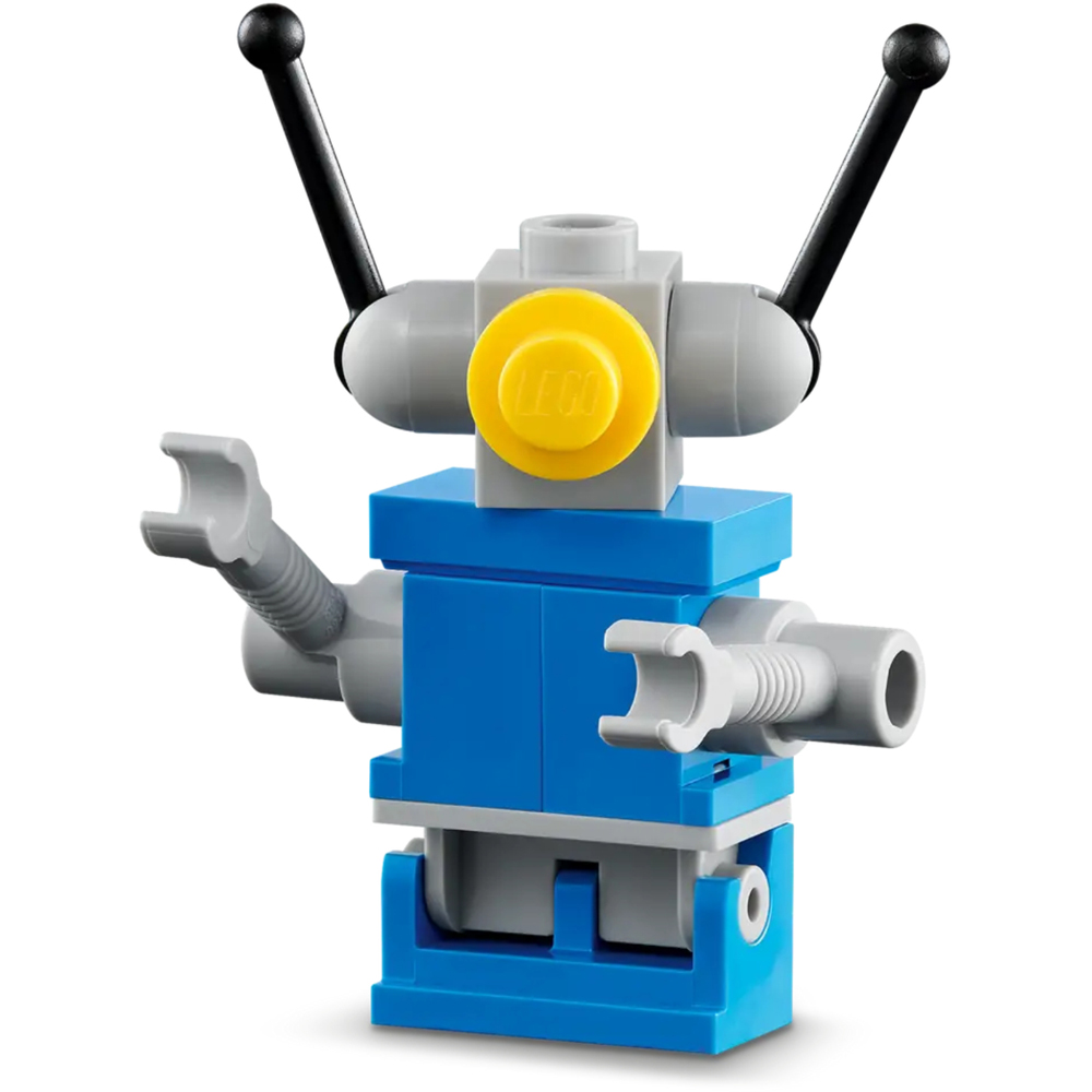 LEGO Space 40921 Up-Scaled Blue Astronaut Large Minifigure Building Set 793 Piece Image 5
