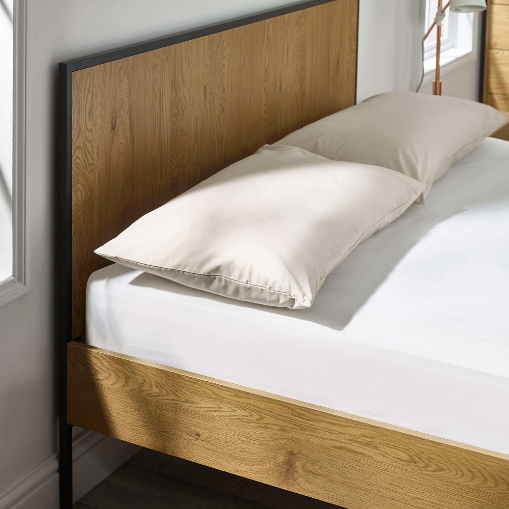 Julian Bowen Harlow King Size Oak and Black Bed Frame Image 6