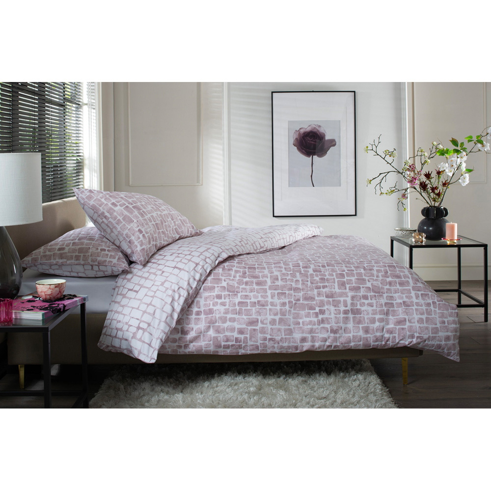 The Lyndon Company Tulle Super King Size Pink Reversible Duvet Set Image 2