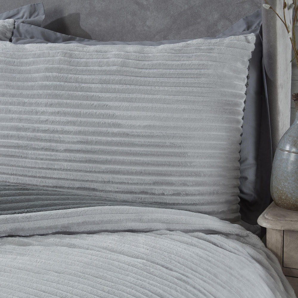 Smart Living Double Grey Sparkle Ribbed Fleece Reversible Duvet Cover Set Image 6