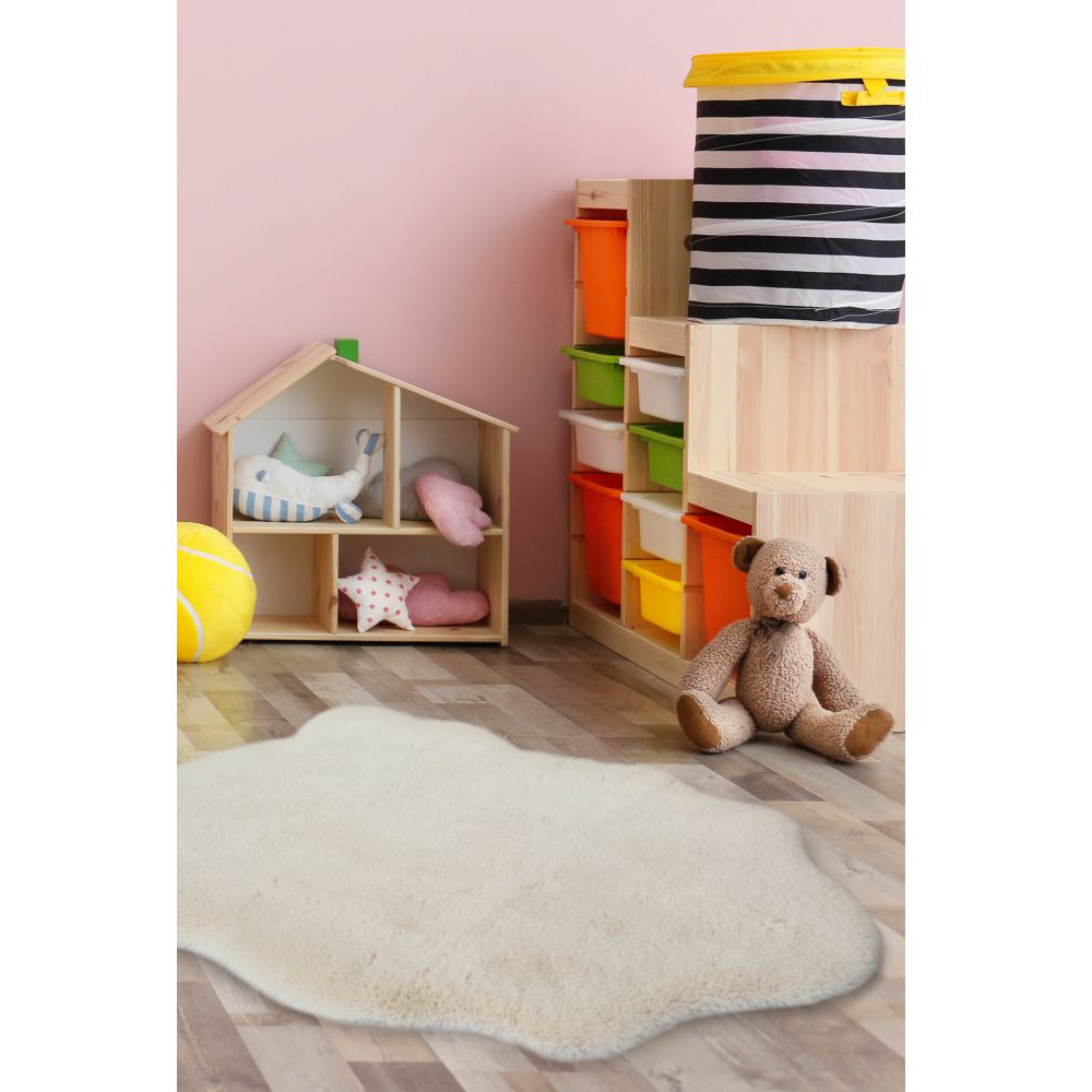 Homemaker Luxurious Faux Fur Ivory Rug 70 x 90cm Image 4
