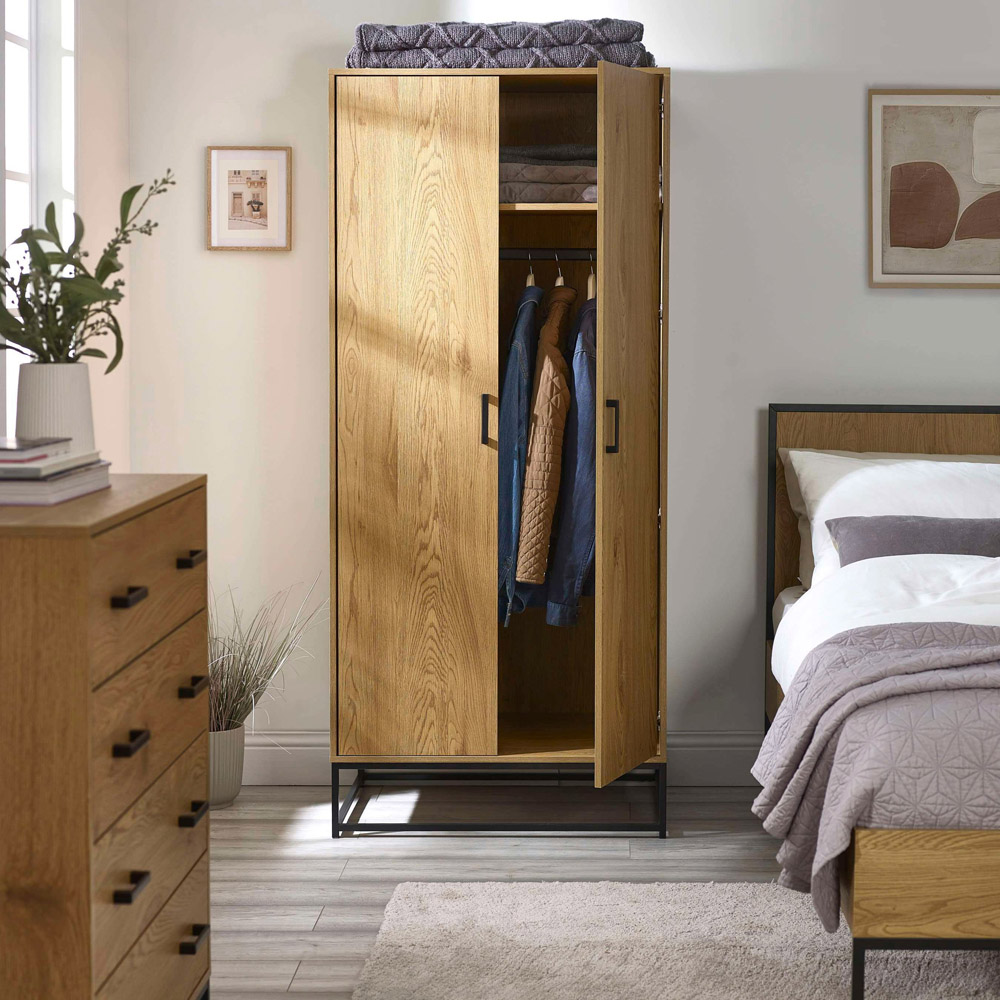 Julian Bowen Harlow 2 Door Light Oak Effect Wardrobe Image 8