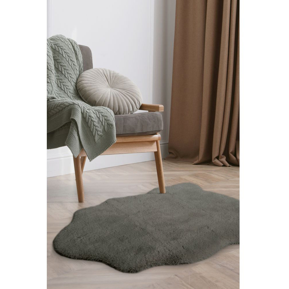 Homemaker Luxurious Faux Fur Grey Rug 70 x 90cm Image 5