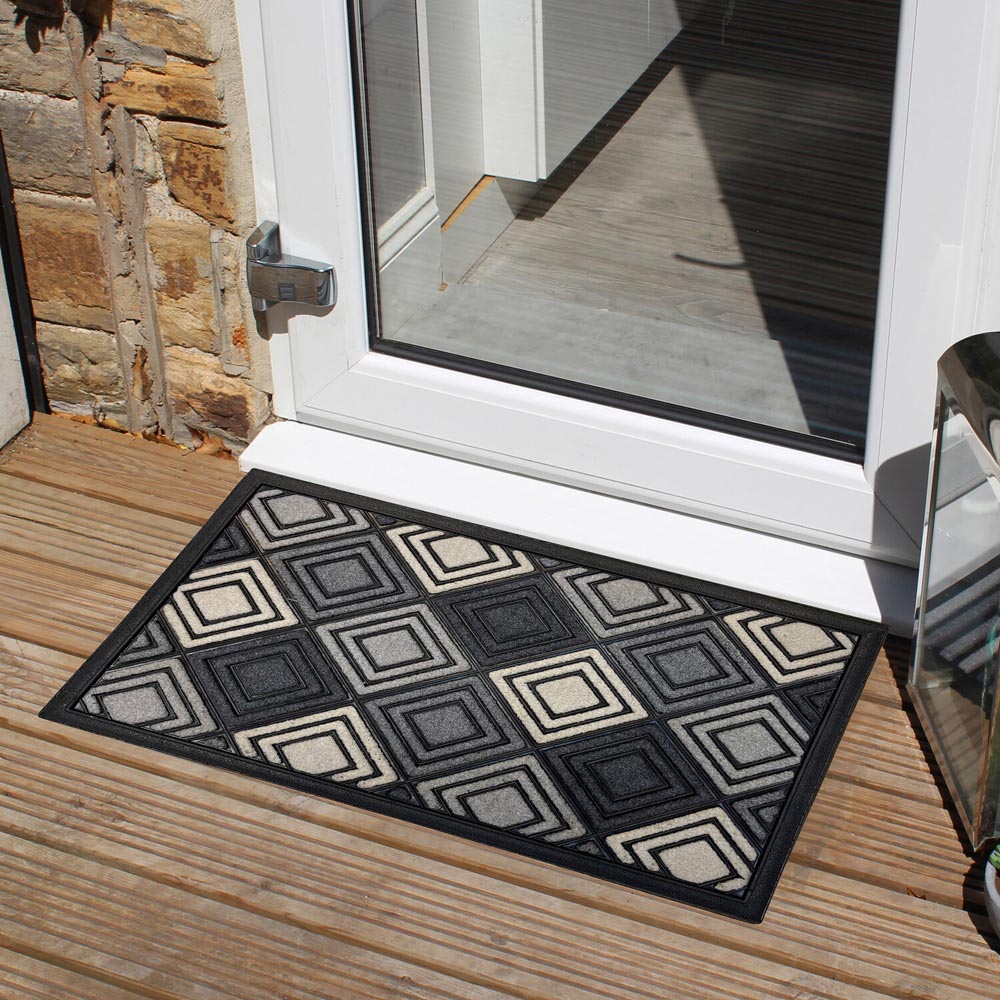 Scrape N Sorb Diamond DoormatBlack and Neutral Image 2