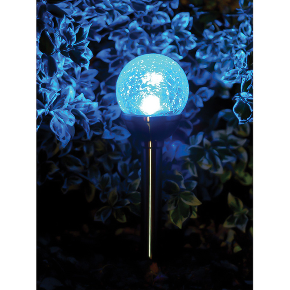 Luxform Pilar LED Solar Garden Spike Light Image 3