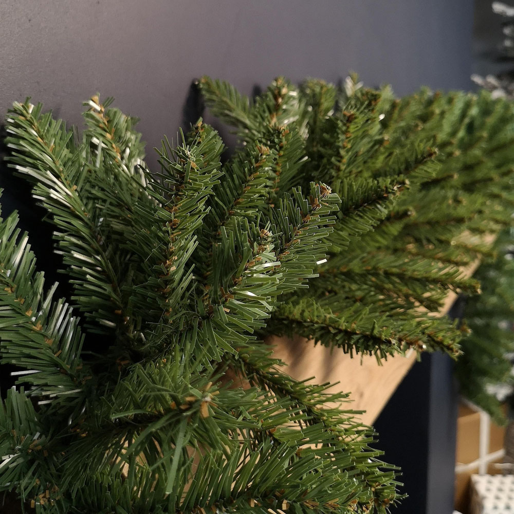 Samuel Alexander Green Plain Kateson Fir Christmas Garland 270cm Image 4