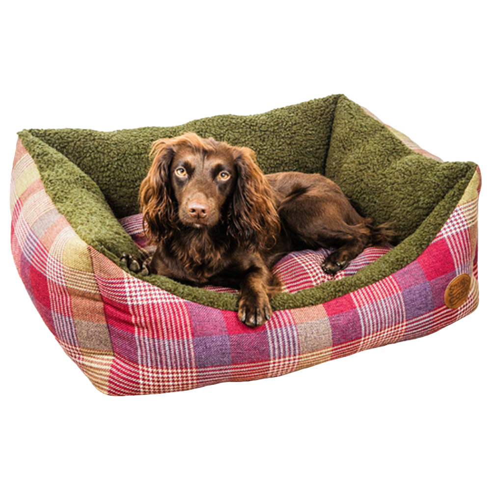 Snug and Cosy Highland Medium Mulberry Rectangle Pet Bed Image 1