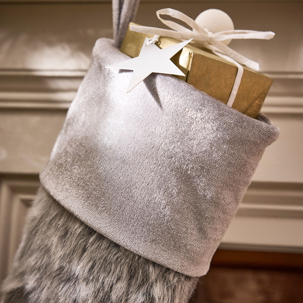 Dibor Beresford Grey Faux Fur Stocking Image 3