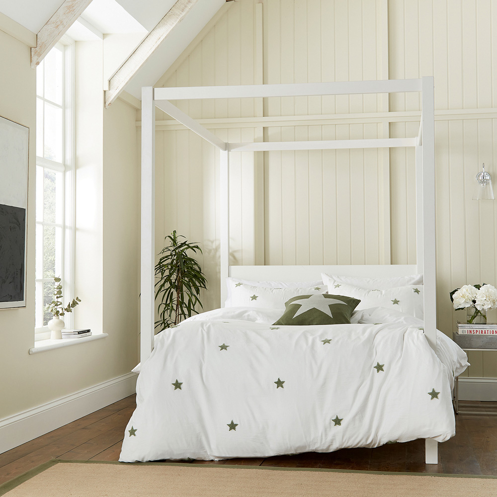 Helena Springfield Tufted Star Super King Size Green Reversible Duvet Set Image 4