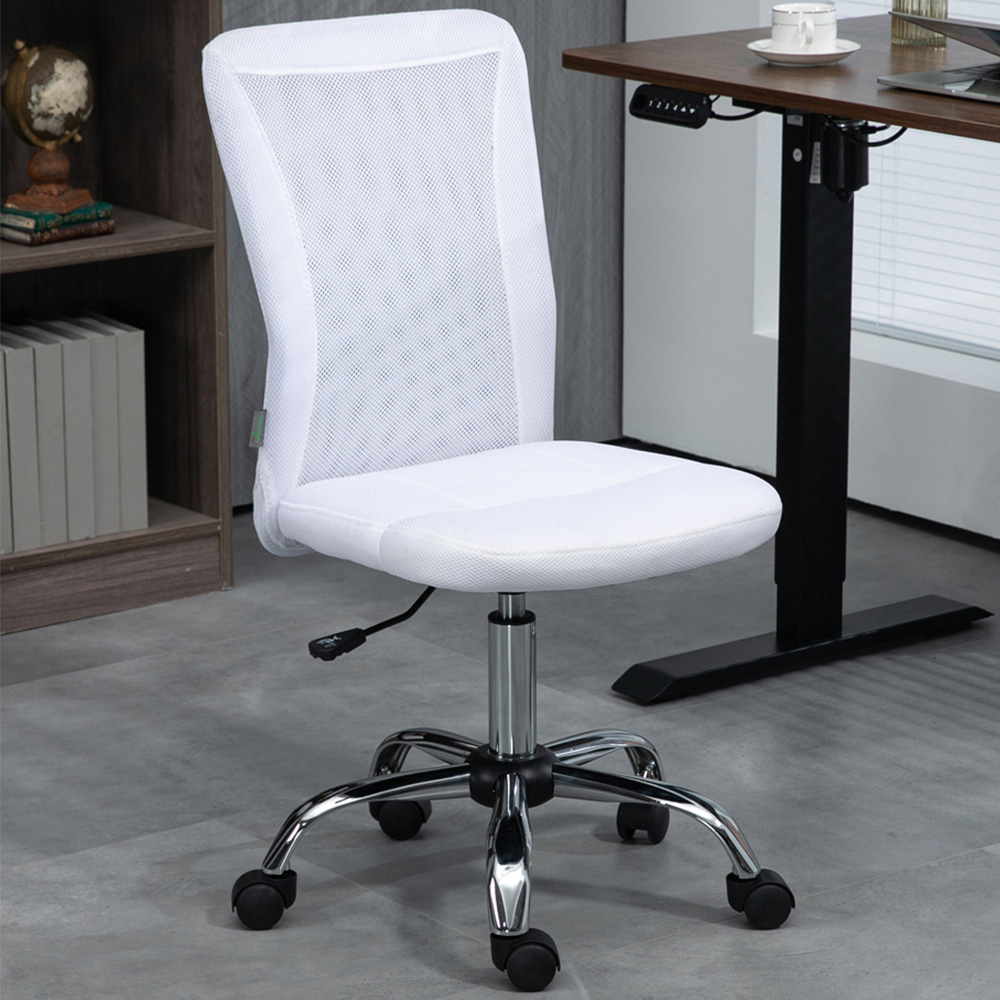 Portland White Mesh Office Chair Image 1