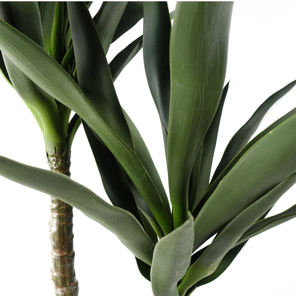Leaf Yucca Artificial Tree in Pot 4ft Image 2