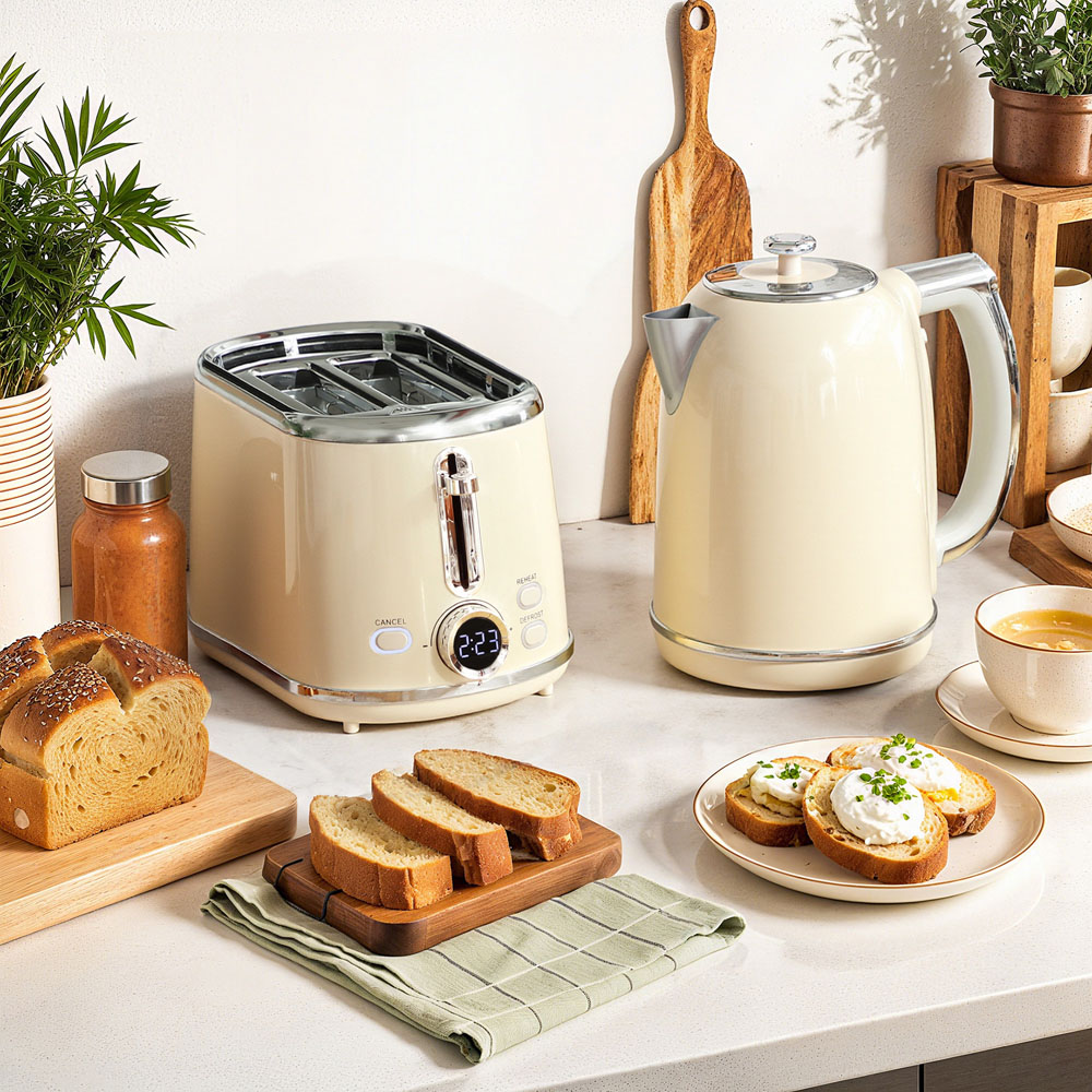HOMCOM 800-286V70CW Cream Retro Digital 1.7L Kettle and 2 Slice Toaster Set 3000W Image 2