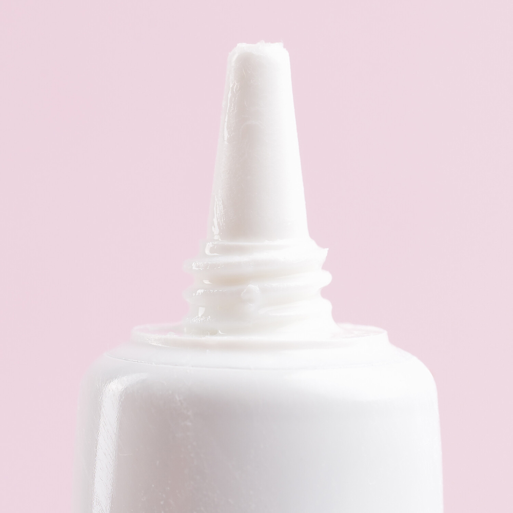 Invogue Eyelash Glue Image 7
