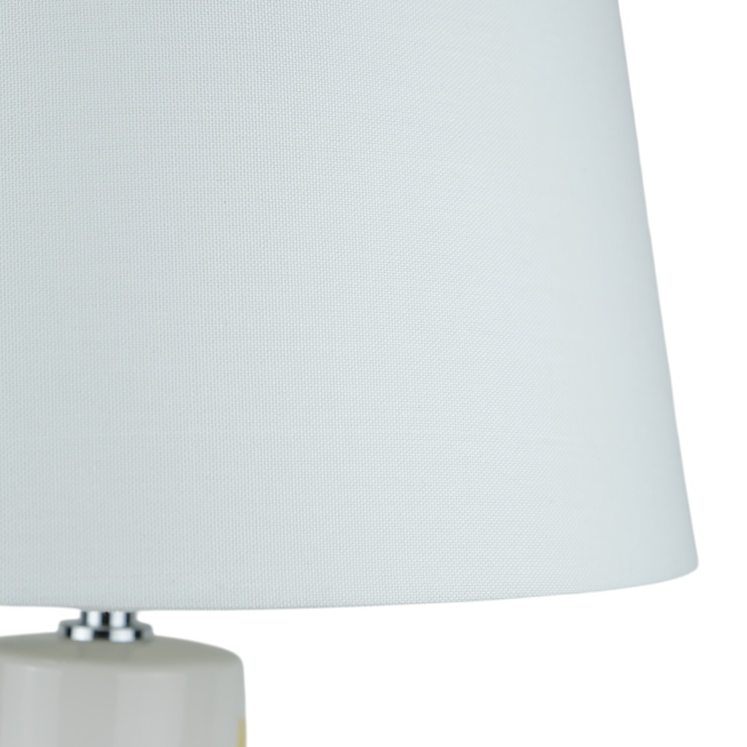 Tulip Embossed Table Lamp White Image 10