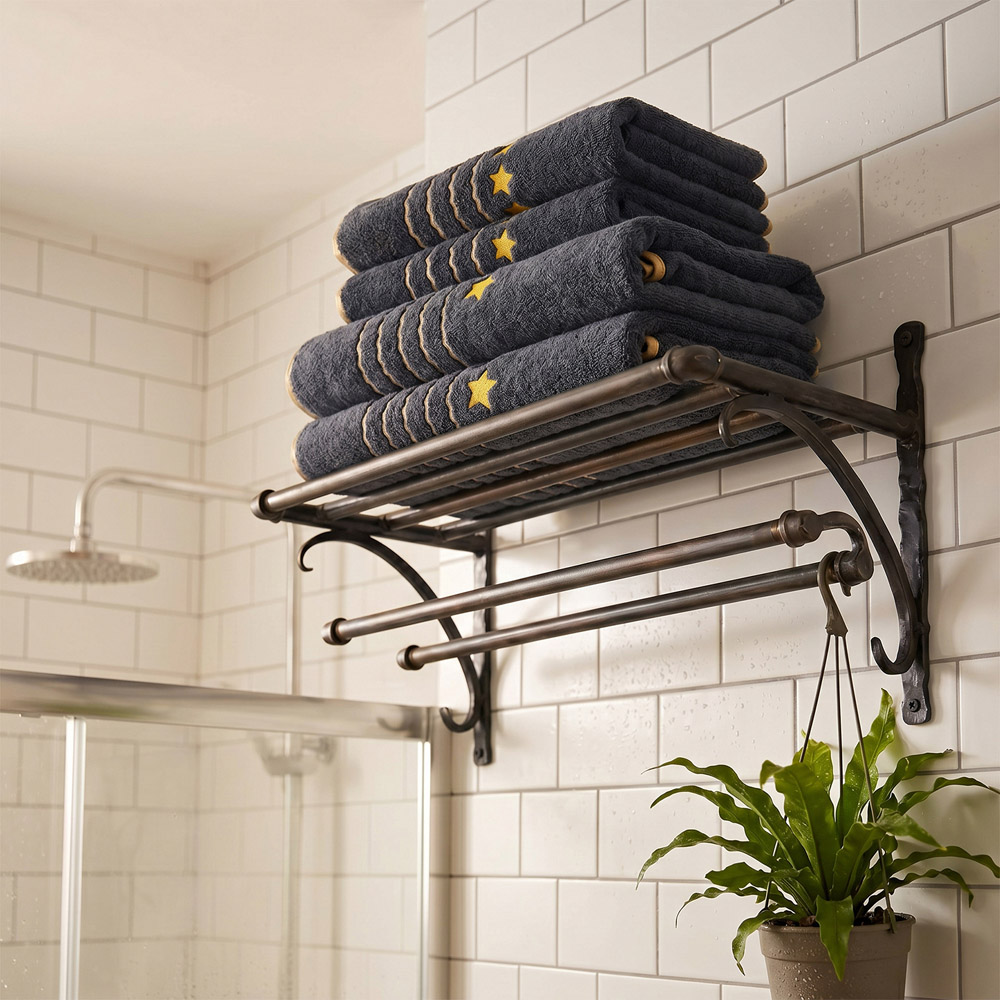 Living and Home Soft Polyester Dark Grey Gold Star Towel Set of 4 Image 2