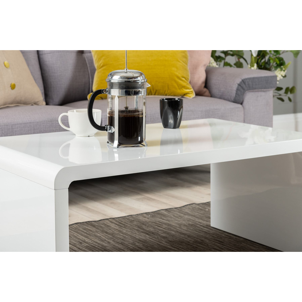 Furniturebox Lucia White Coffee Table Image 4