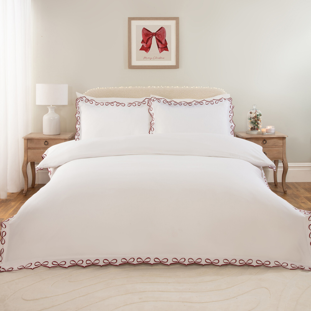 Festive Bows Embroidered Duvet Set King Image 1