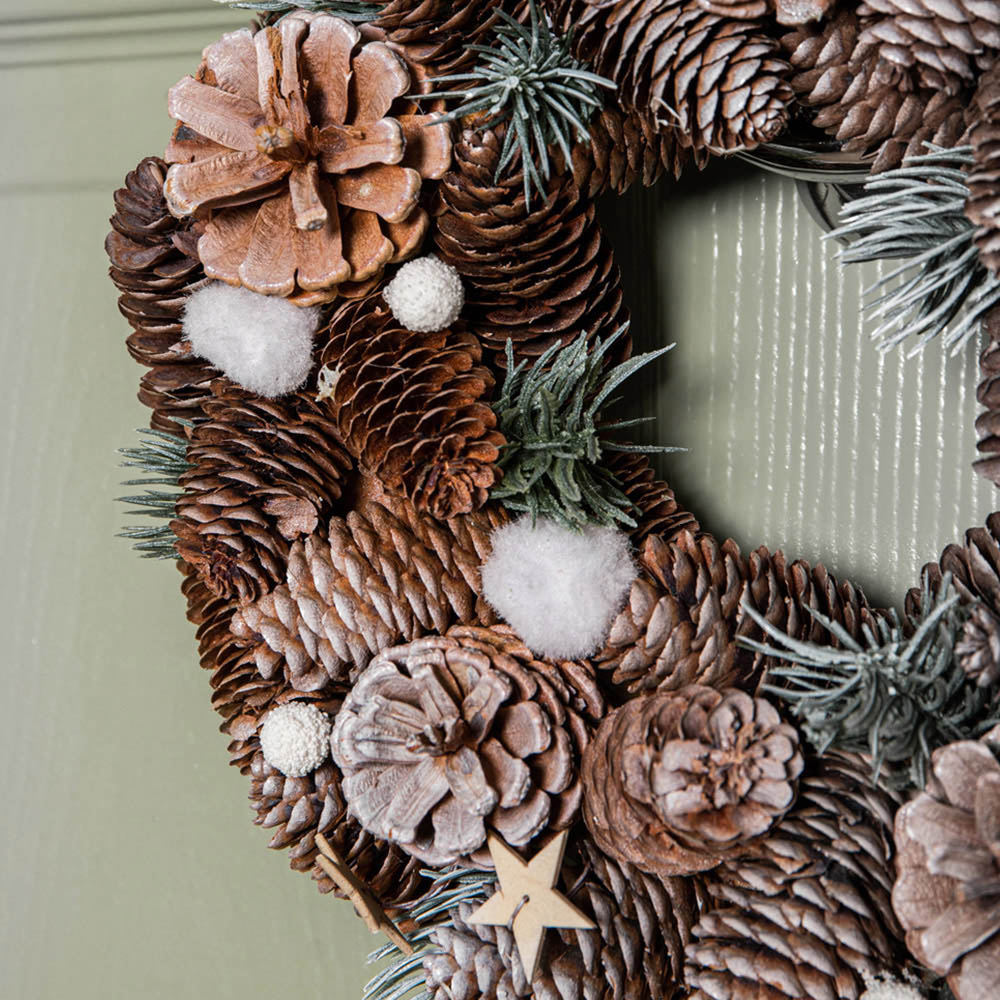 Samuel Alexander Frosted Wreath with Pine Cones and Wooden Stars 30cm Image 3