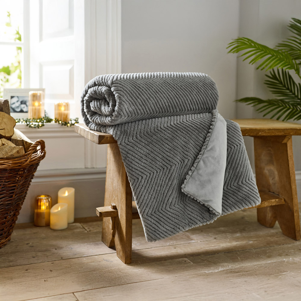 TLC Burghley Faux Fur Grey Throw 130 x 170cm Image 2