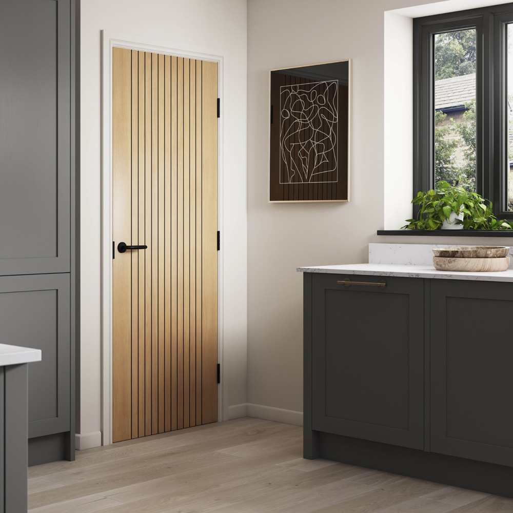 JB Kind Aria Oak Laminated Internal Door 1981 x 686mm Image 2