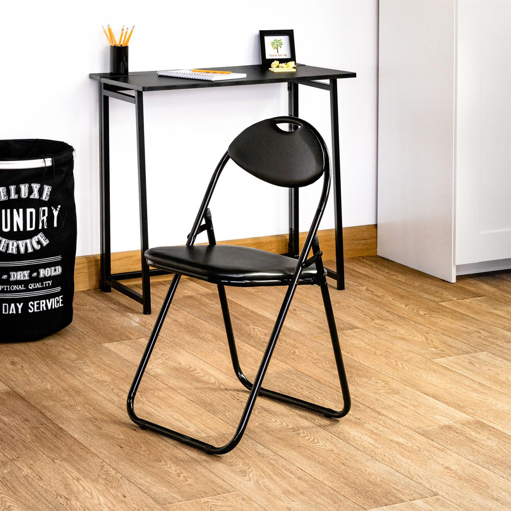 Harbour Housewares Set of 6 Black Padded Foldable Chair Image 5