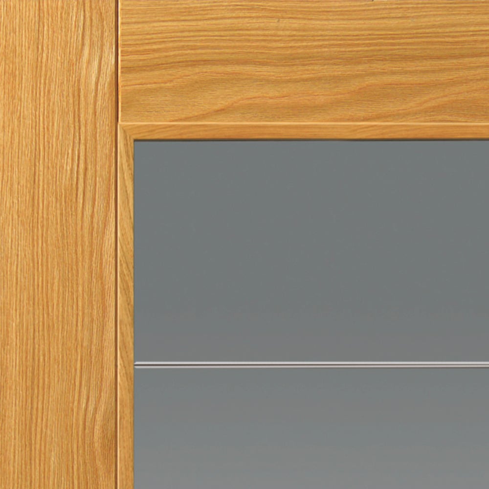 JB Kind Medina Contemporary Oak Glazed Veneered Internal Door 1981 x 726mm Image 3