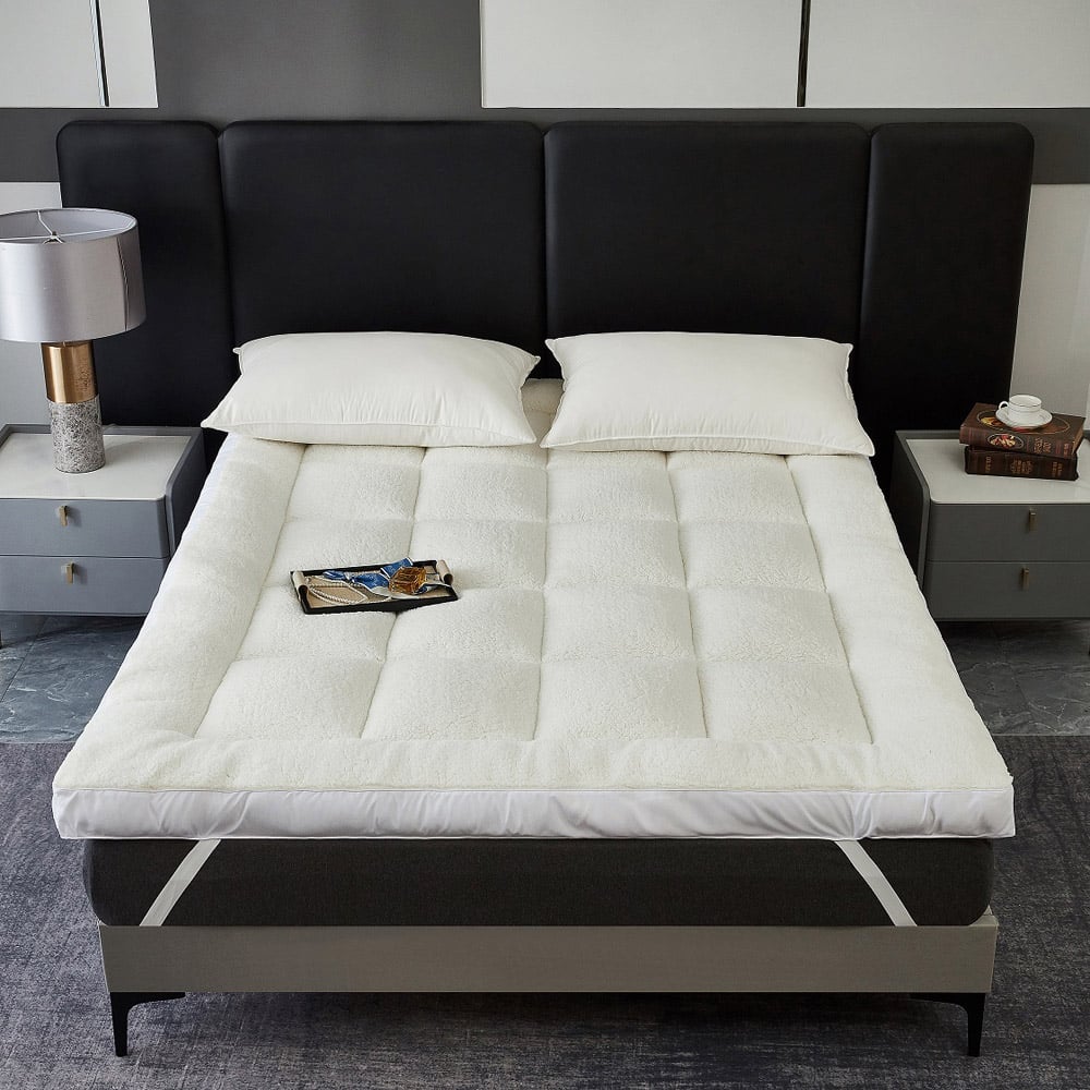 Ezysleep King Size Sherpa All Season Mattress Topper Image 2