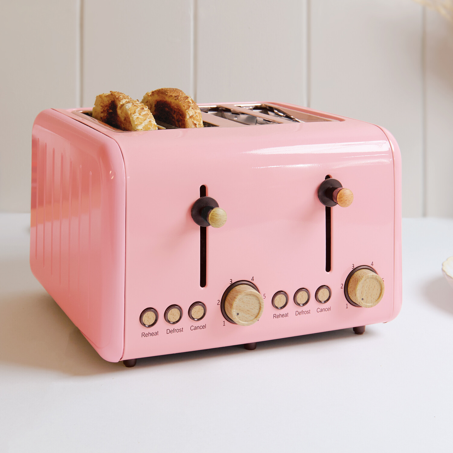 Sweet Dream 4 Slice Stainless Steel Toaster - Pink Image 3