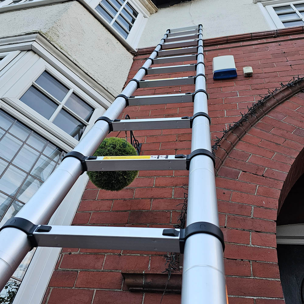 Samuel Alexander Aluminium Multi-Position Foldable Telescopic Loft Ladder 4.7m Image 8