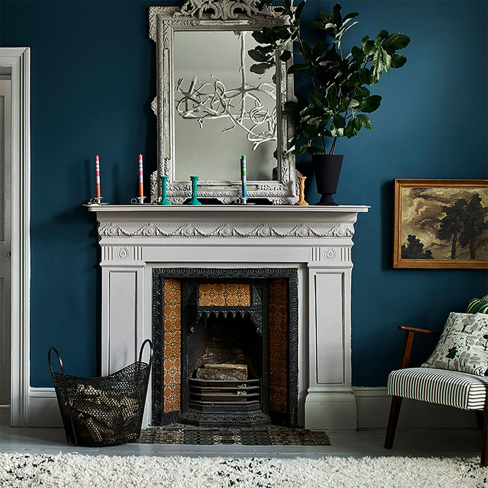 Annie Sloan Aubusson Blue Matt Wall Paint 2.5L Image 4