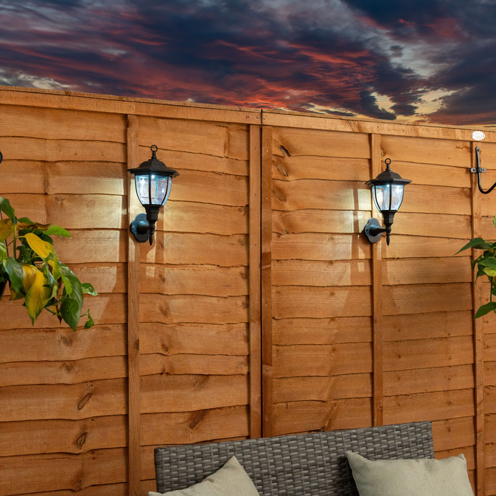 ValueLights Mayfair Set of 2 Black Outdoor Solar Wall Fence Lights Wilko