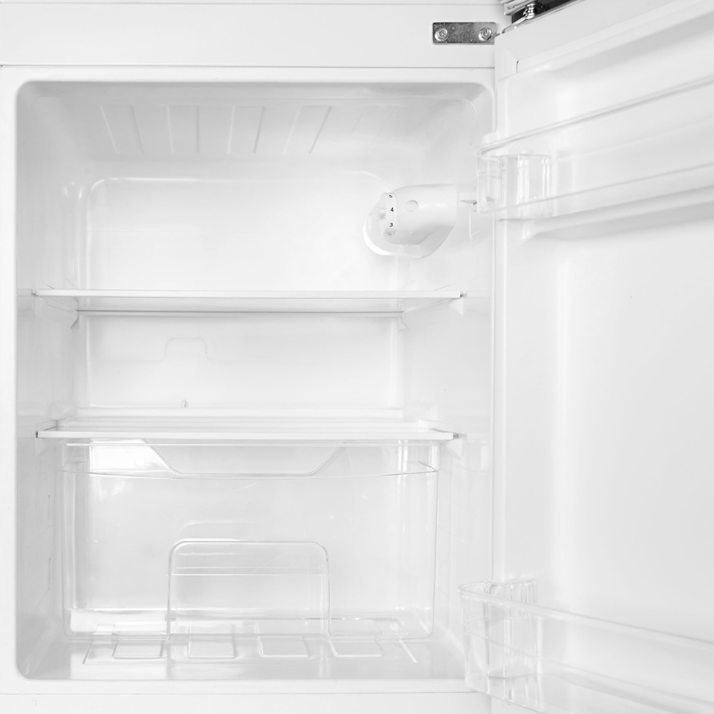 Montpellier MAB2035EC Cream Under Counter Retro 84L Fridge Freezer Image 7