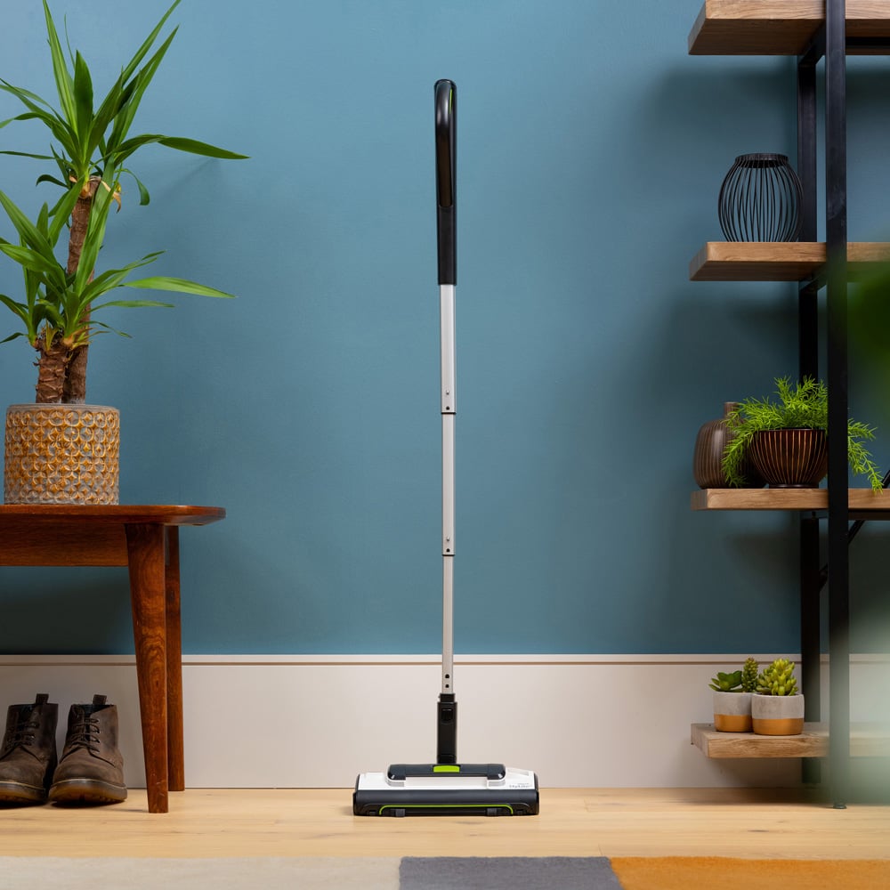 Gtech Hylite 2 Cordless Vacuum Cleaner 14.4V Image 2