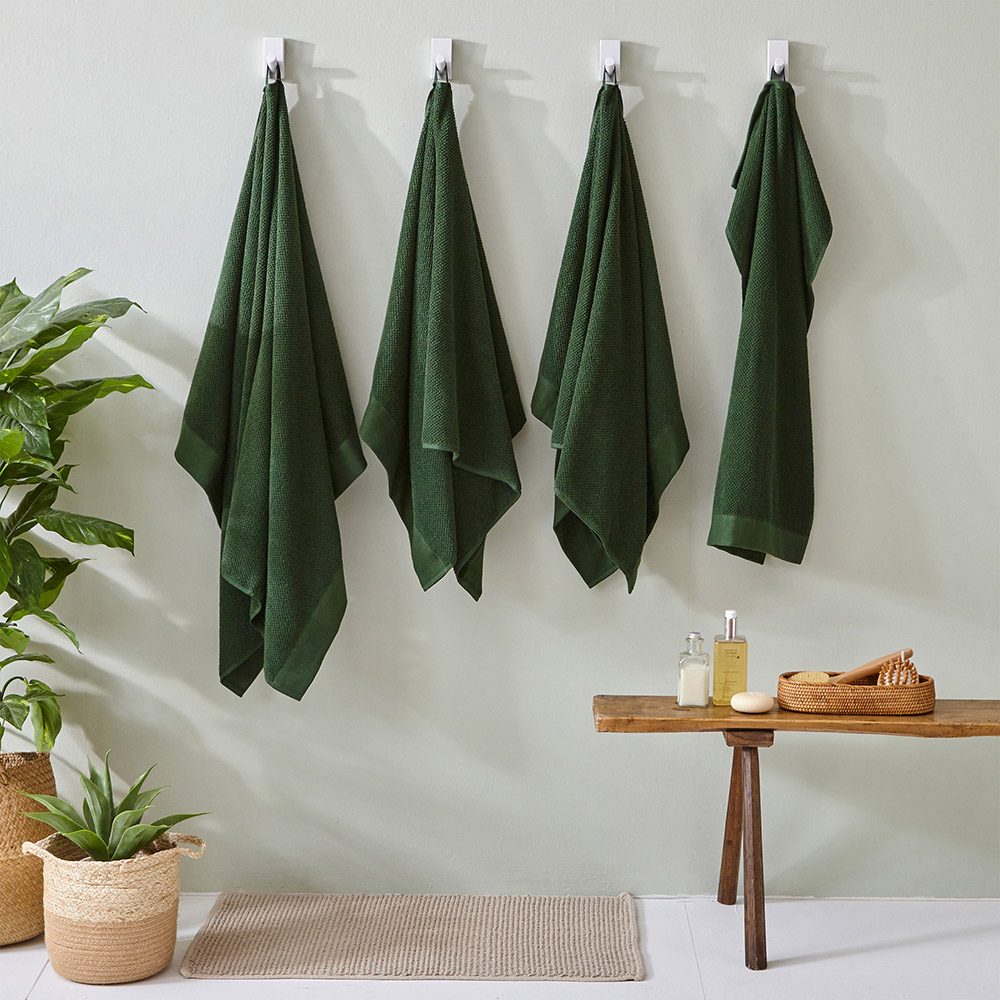furn. Textured Cotton Dark Green Bath Towels and Sheets Set of 4 Image 4