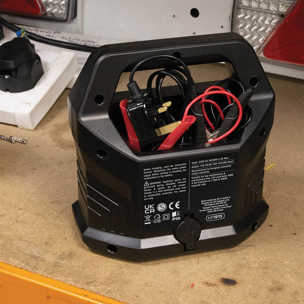 Maypole 12V 15A Battery Charger with 20A Boost Charge Image 8