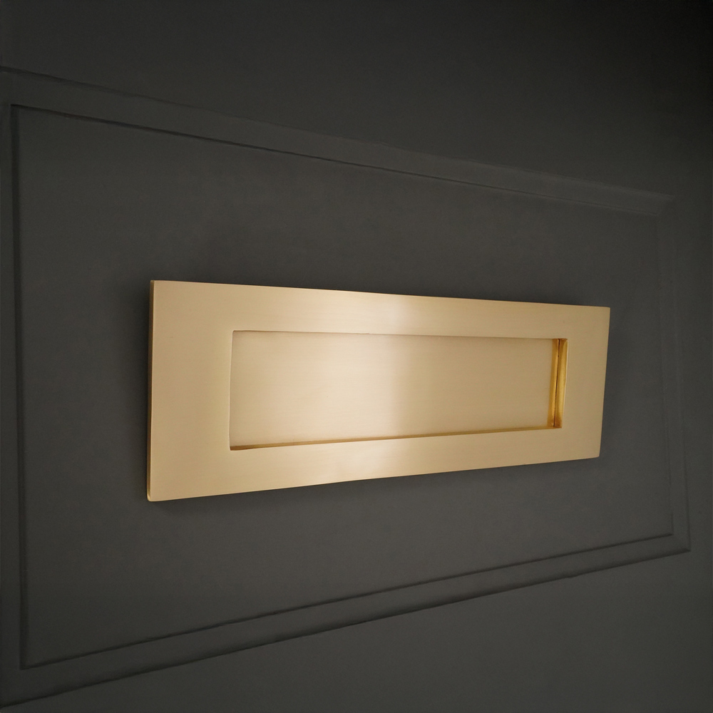 Spira Brass Victorian Satin Brass Letter Plate 300mm Image 2