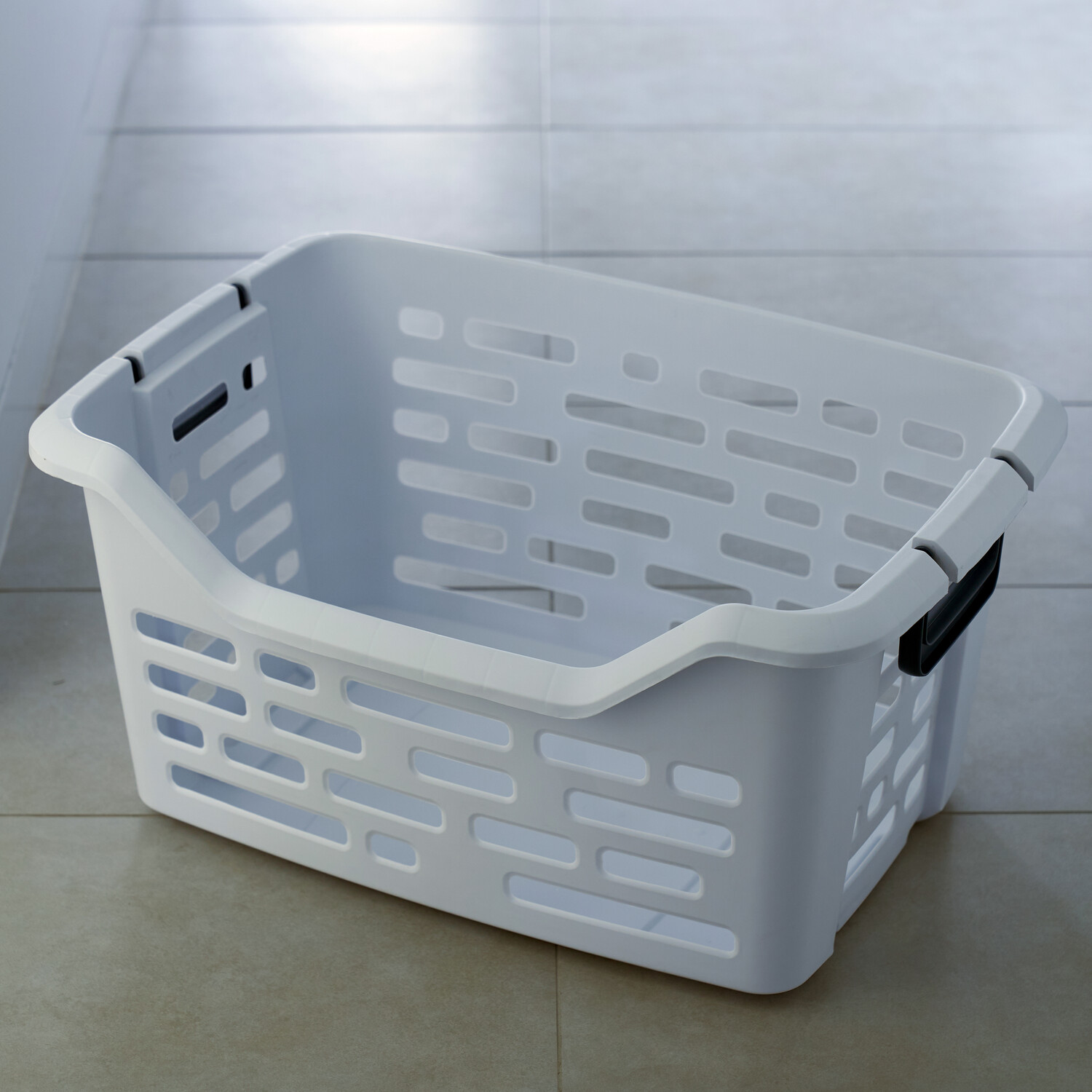 Ezy Linea Stackable Laundry Basket Image 2