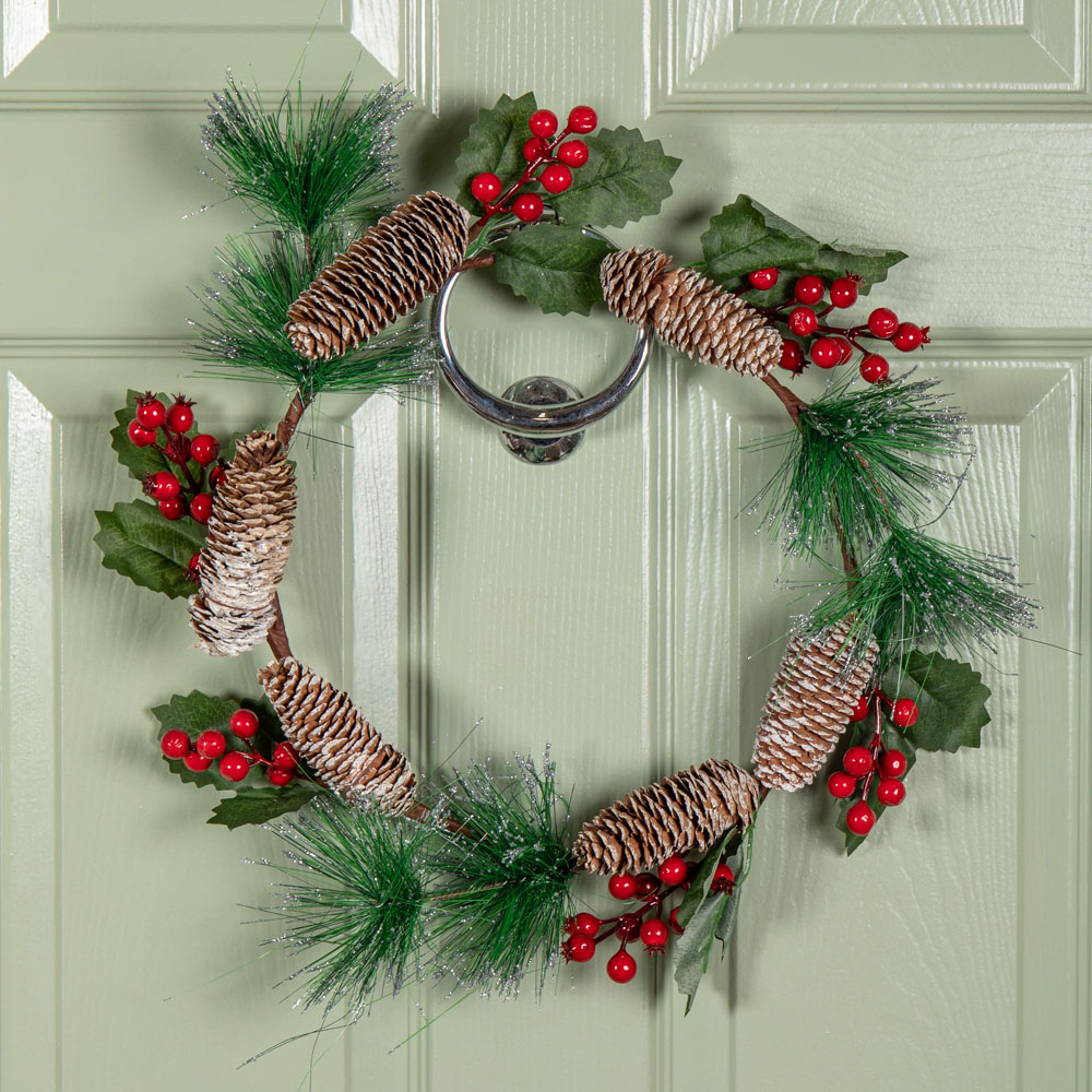 Samuel Alexander Wreath with Red Berries and Pinecones 40cm Image 7
