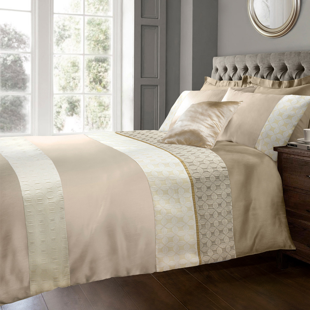 Sweet Dreams Pandora Double Latte Duvet Set Image 1