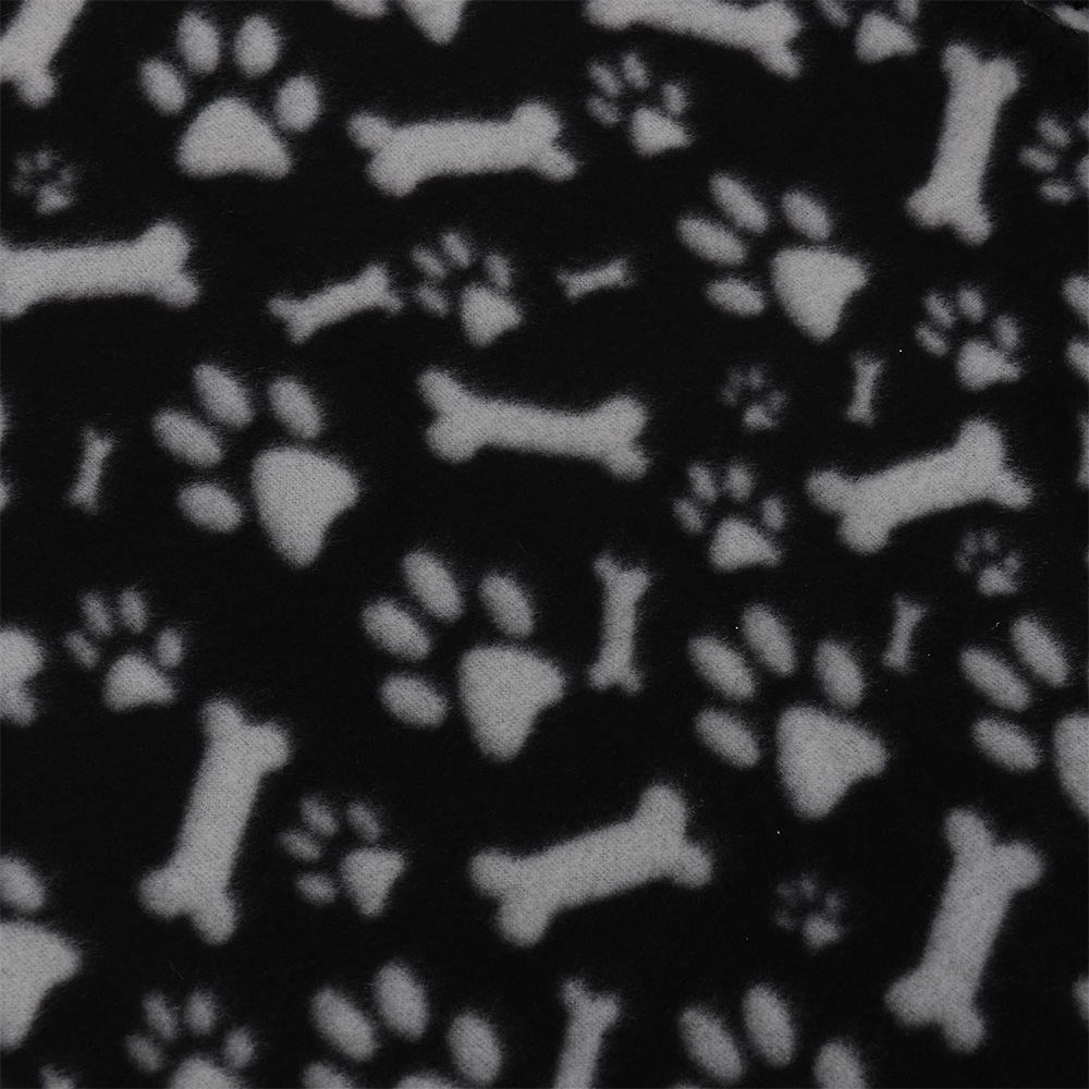 Single Large Fleece Pet Blanket in Assorted styles Image 3