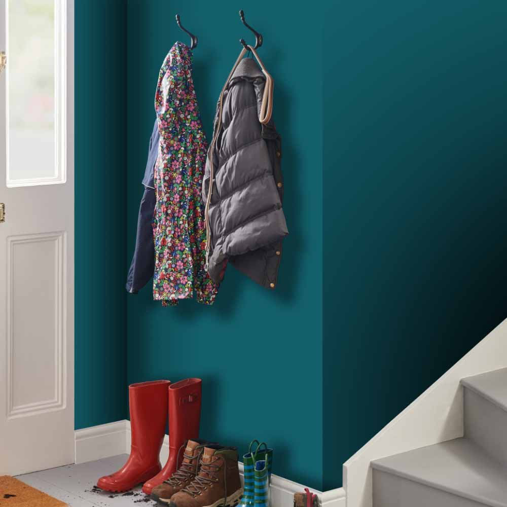 Wilko Tough & Washable Jaded Teal Matt Emulsion Paint 2.5L Image 5